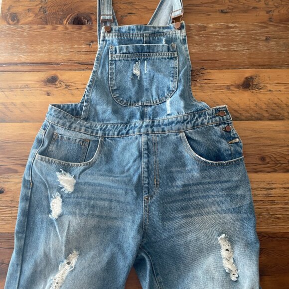 Forever 21 distressed overalls, size 29 - Picture 2 of 6